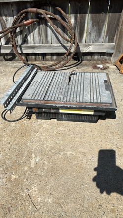 Tile saw