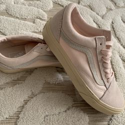 New Girls Vans