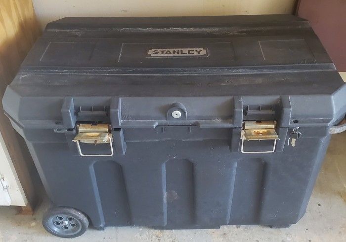 Heavy Duty Stanley Chest, Wheeled