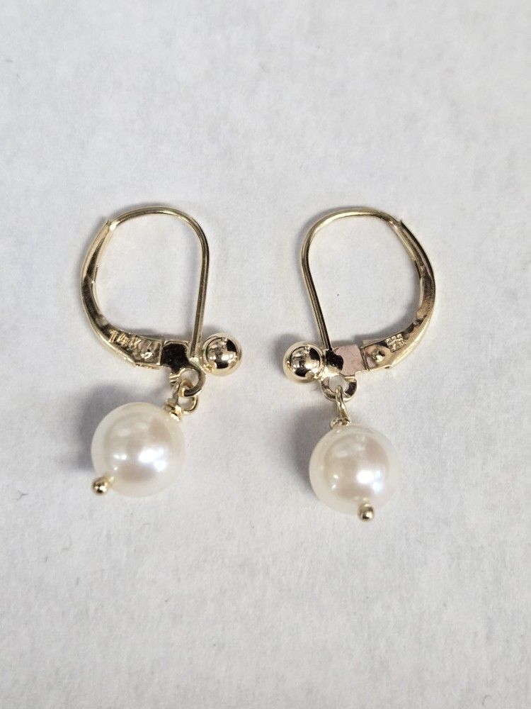 14kt Gold 6.5mm Cultured Pearl Dangle Earrings 