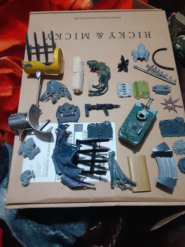 Warhammer 4000 Terrain And All Kinds Of Bits