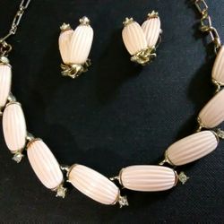 Vintage MacAllen Thermoset Choker Set