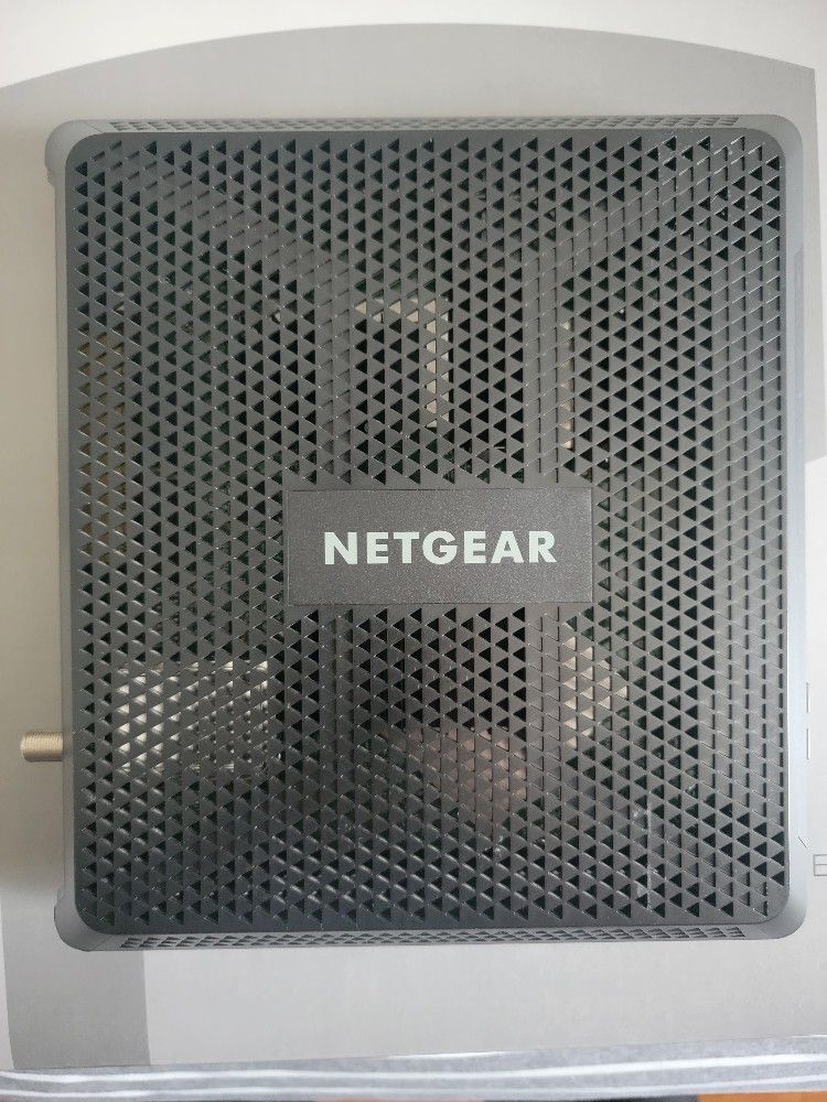 NETGEAR AC1900 WiFi Cable Modem Router