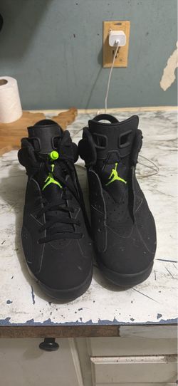 Air Jordan 6 Black Electric Green Sneakers