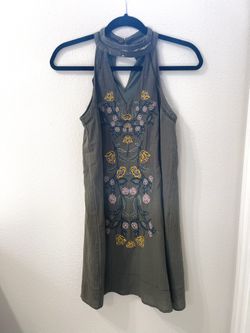 Francesca’s - XS Olive Dress 