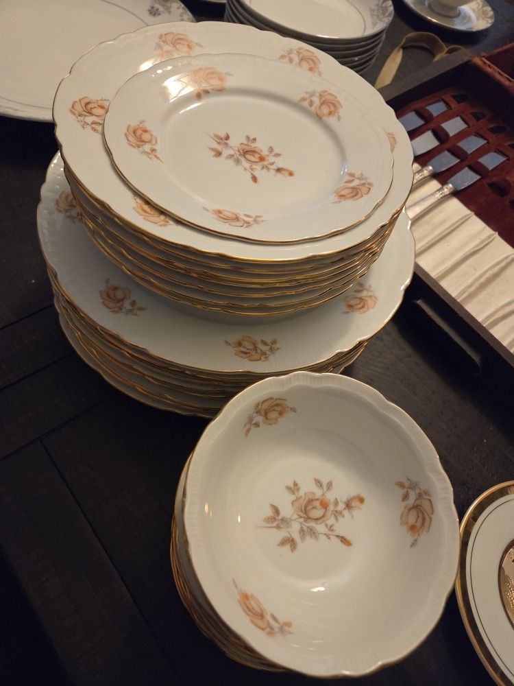 Bohemian 26 Piece China  Czechoslovakia
