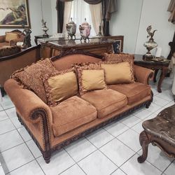 sofa and chairs 