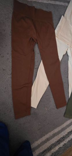 Womens leggings and shirt