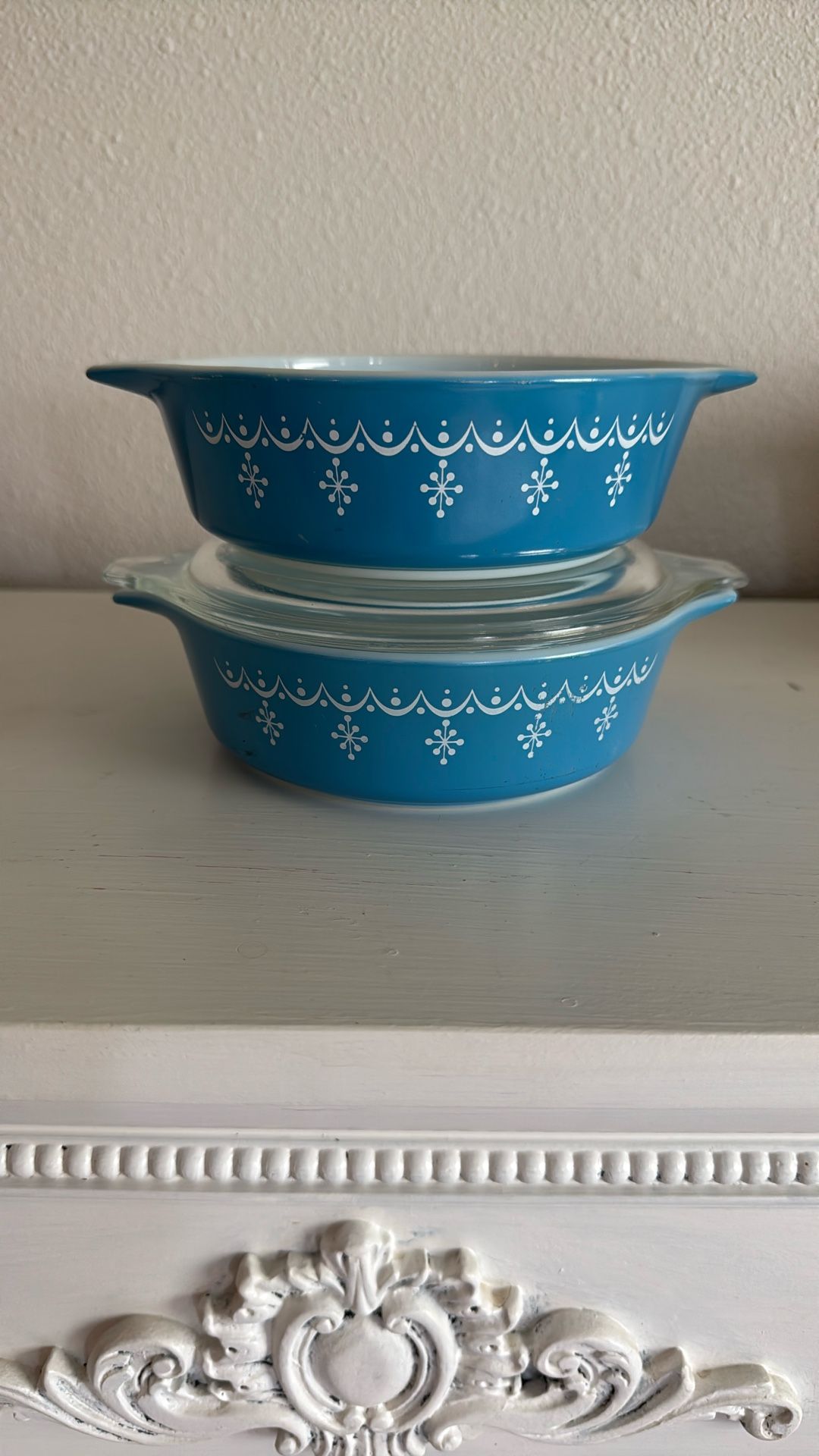 Vintage Pyrex Snowflake Garland #2471 Casserole Dish – Two Pieces