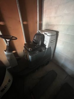 Rid-On Cleaning Machine