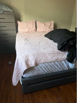 Full size bed set