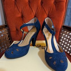 Blue Vintage Style Heels