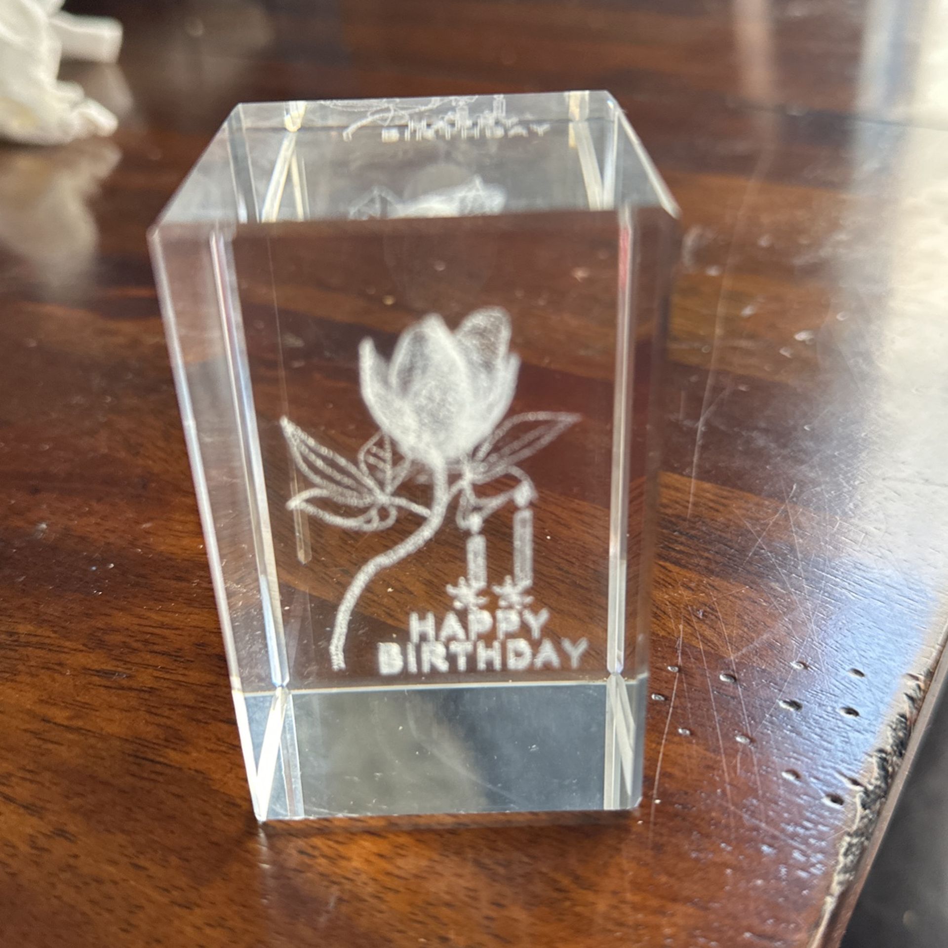 3D Láser Etched Crystal Cube.