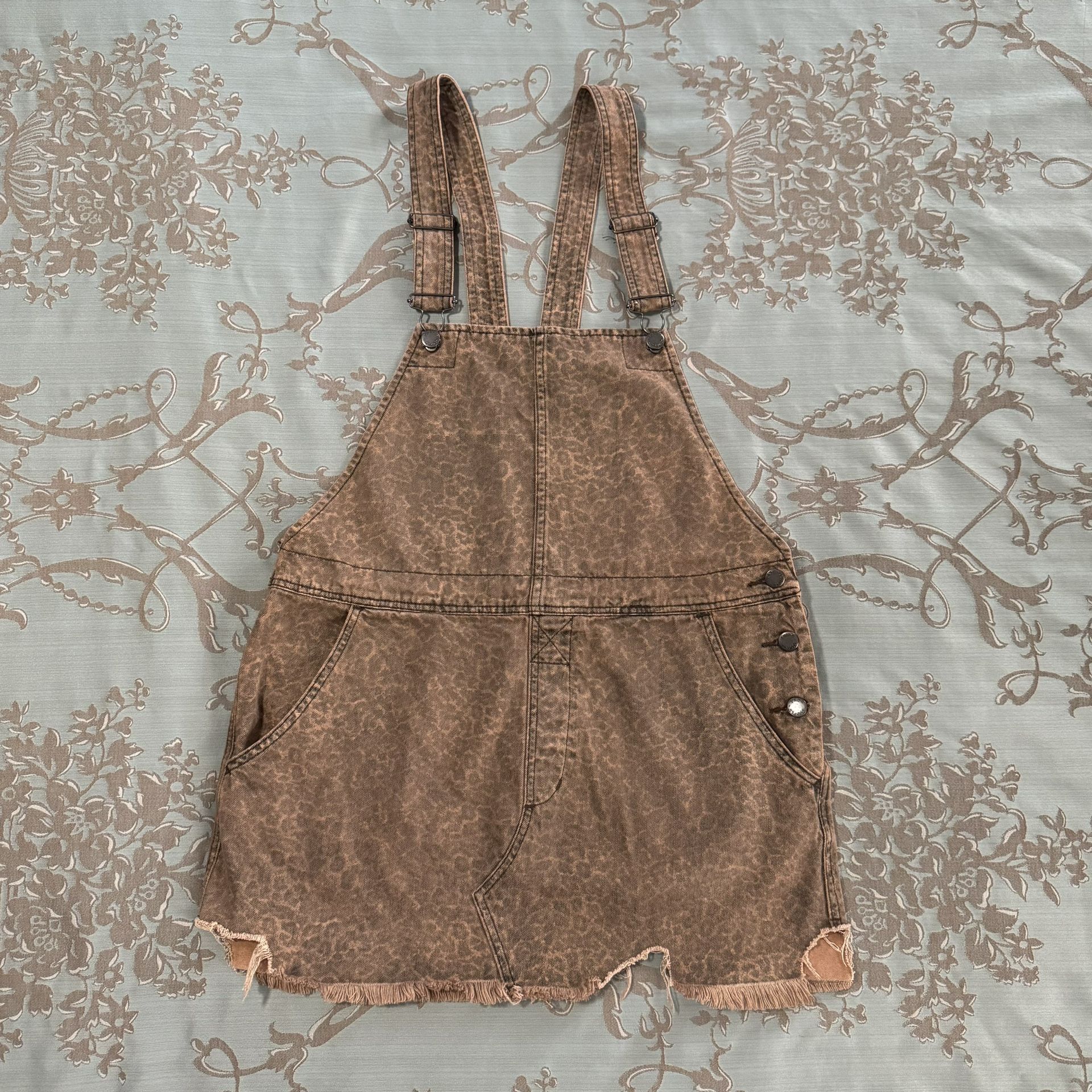 Free People Cheetah Print Tom Up Jumper Overall Denim Skirt Raw Hem Size 12