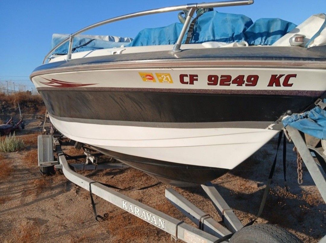Boat For Sale (Read Description)