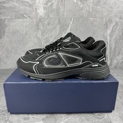B30 Dior Shoes 