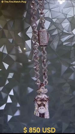 Moiisanite Jesus Face with infinity Chain Rose Gold