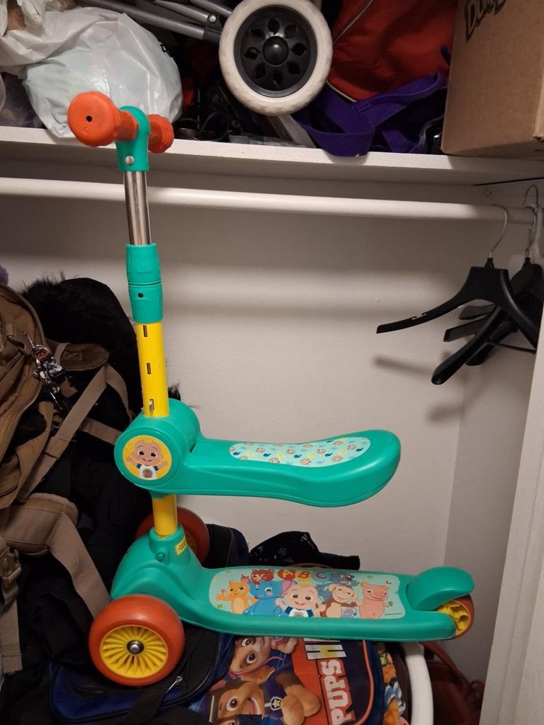 Cocomelon Scooter
