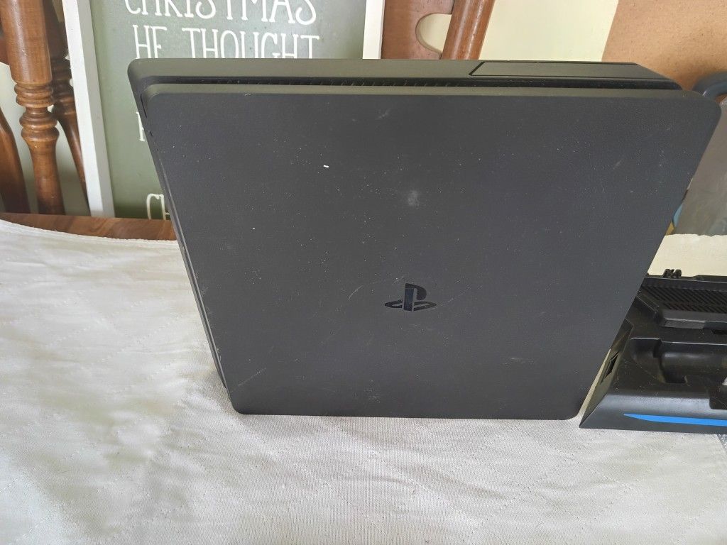 PS4