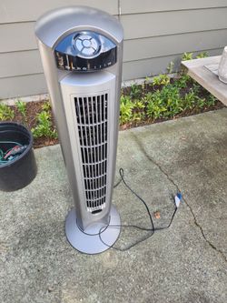 Oscillating fan
