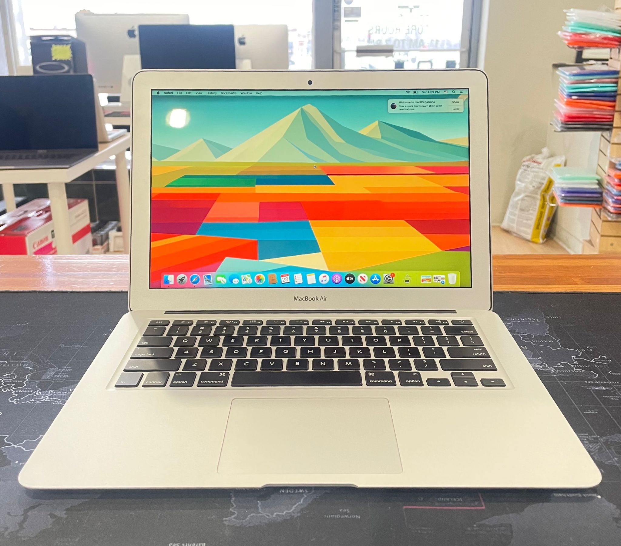 Apple MacBook Air Core i5 4GB//128GB SSD OS BIG SUR $199 LOW PRICE
