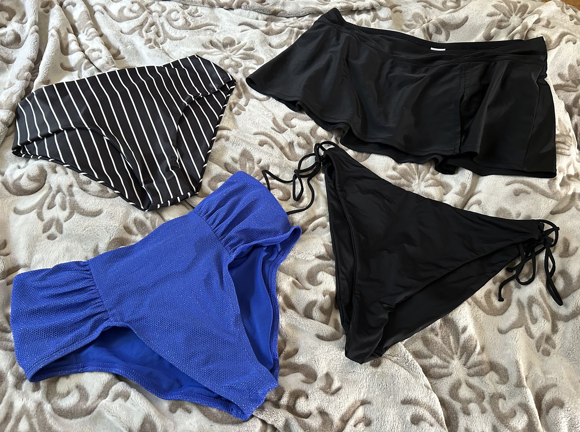 Bikini Bottoms & Swim Skirt!!! Nearly New/Size XL