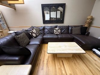 Large Brown U-Shaped Sectional Sofa – Excellent Condition