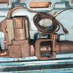 Makita hammer