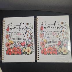 2 notebooks