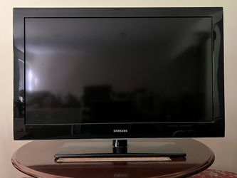 Samsung 40” LCD TV Model LN40B500P3F