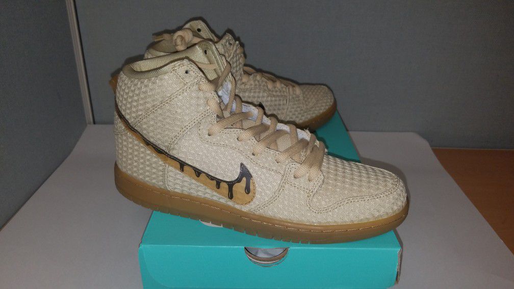 Nike Dunk High Premium SB Chicken and Waffles for Sale in