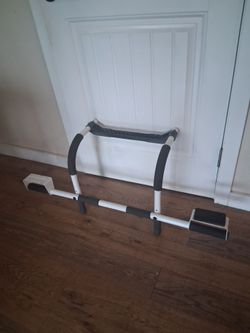 Pull up bar, exercise Equipment, pull ups , work out equipment