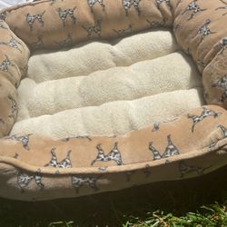 Dog Bed 