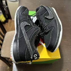 Nike Dunk Sb Gnarhunters Size 9.5