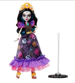 Monster High Skelita Calaveras Fashion Doll