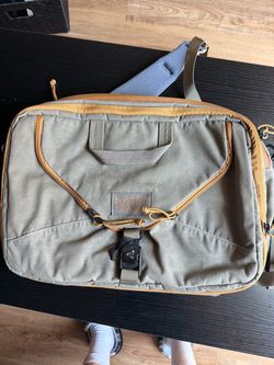 Briefcase/Backpack