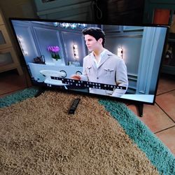 50 Inch Smart TV Insignia  Brand