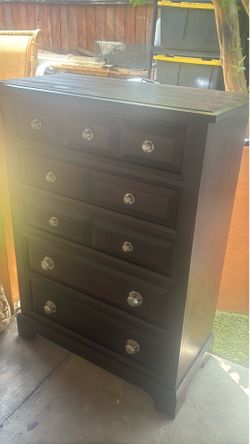 Tall dresser very good quality
