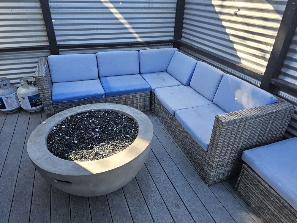 Modern Outdoor Patio Furniture