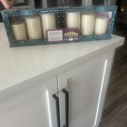 Set Of Six Flameless Candles With Remote 