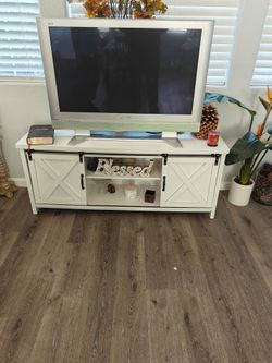 Cabinet stand