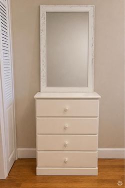 Chest 4 drawers