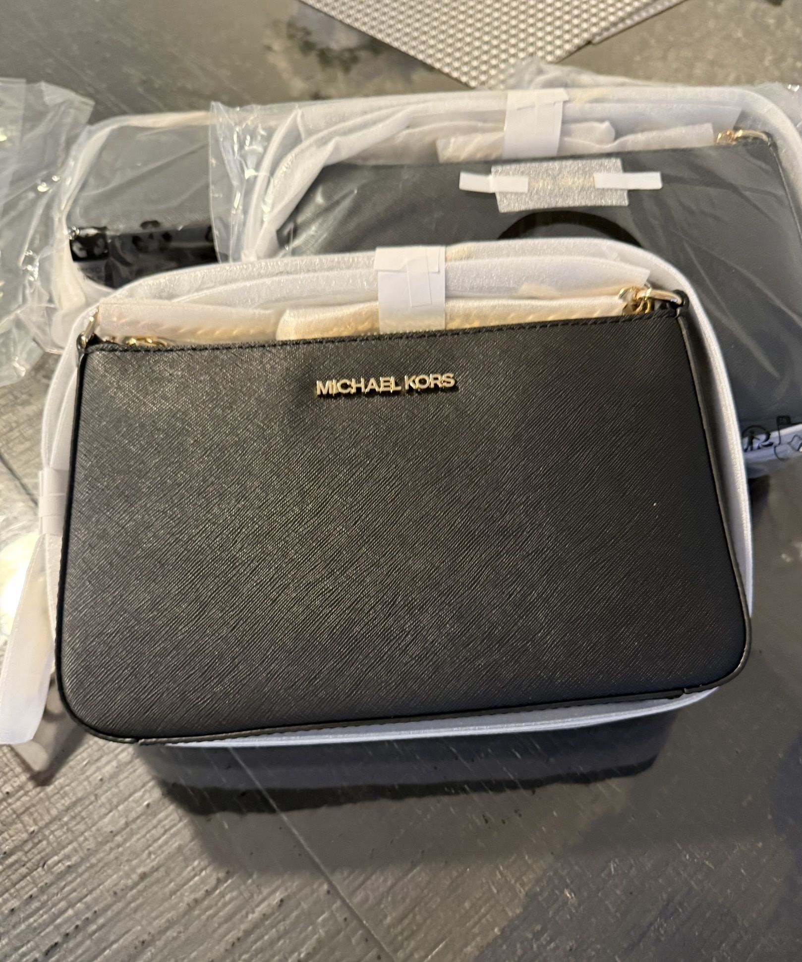 Michael Kors Crossbody Bag