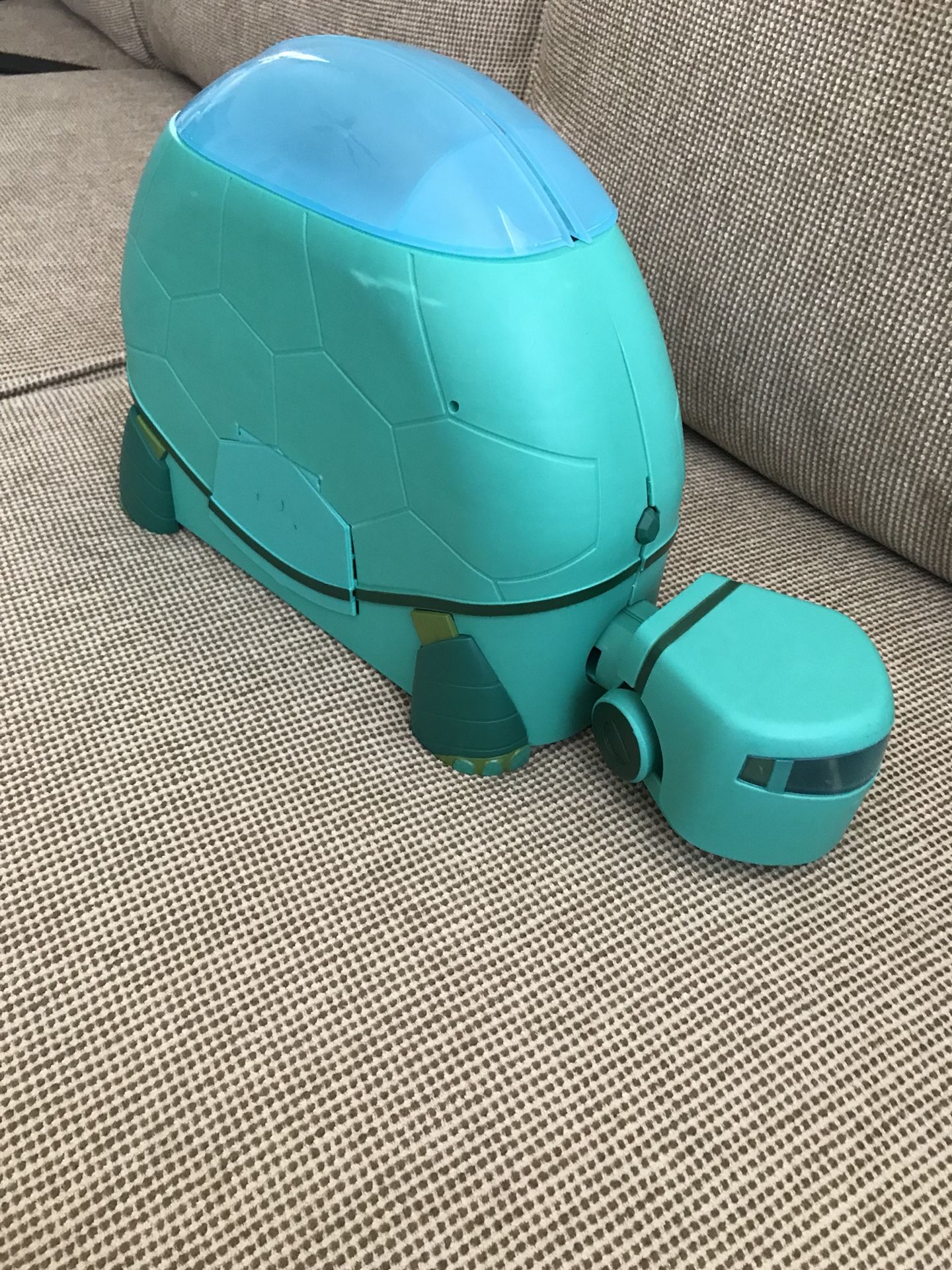 Wild Kratts Tortuga and figures