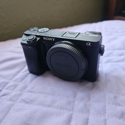Sony A6300 Camera Body And Battery