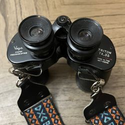 Binoculars 