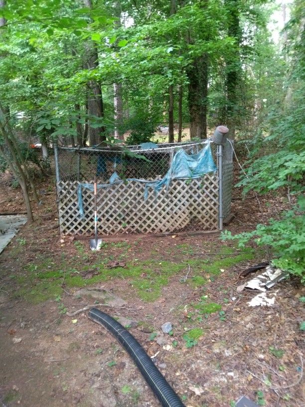2....Dog Kennels