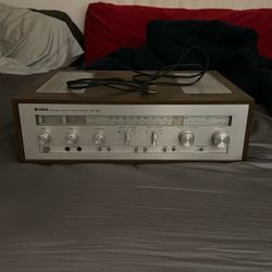 Yamaha Natural Sound Stereo Receiver CR-620 