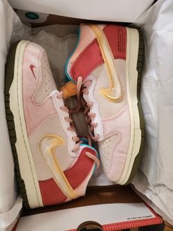 Nike Social Status x Dunk Mid Strawberry Milk