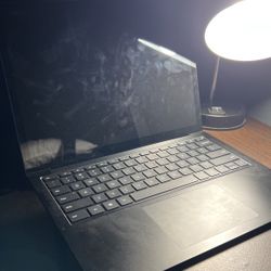 Microsoft Surface Laptop 3 (with Bamboo Laptop Pen )get Rid Of ASAP 